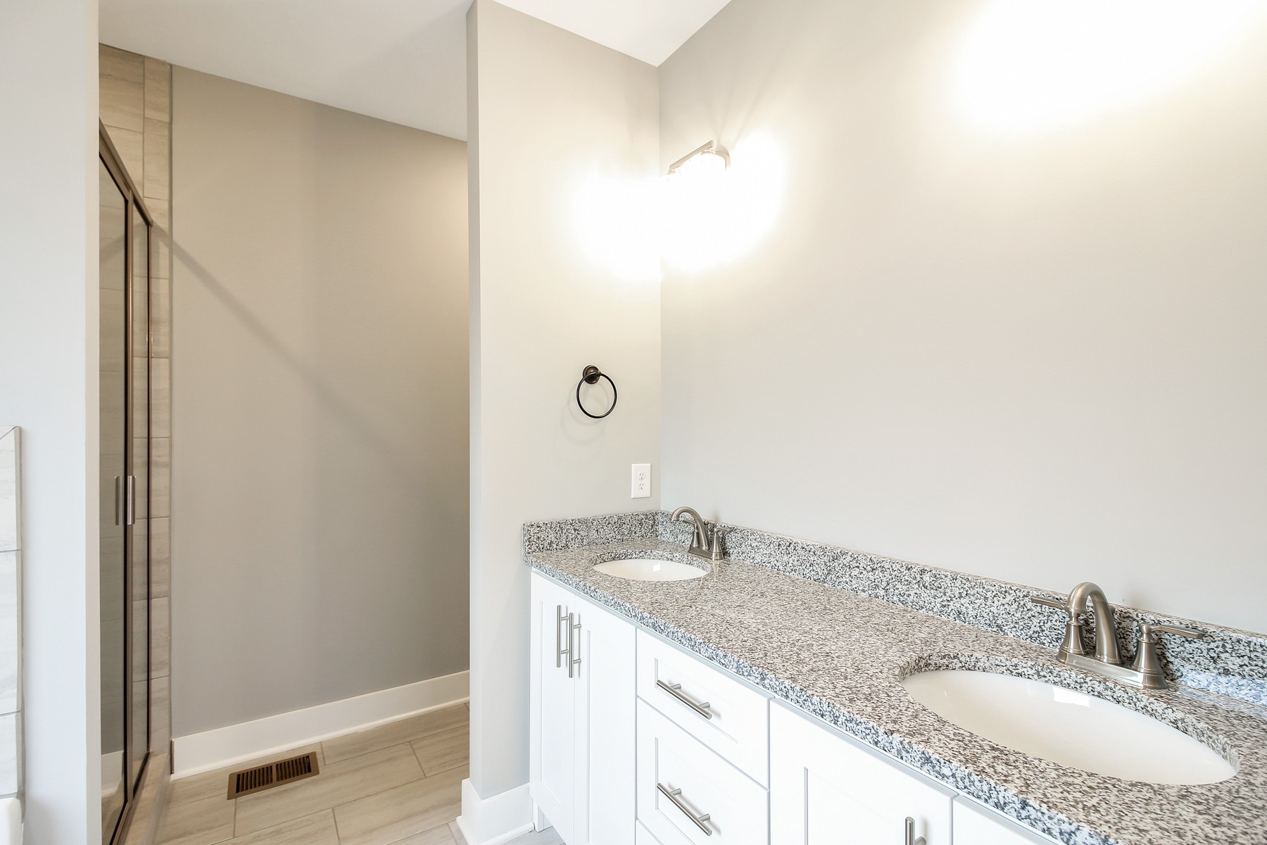 4889 Barren Plains Road Springfield, TN 37172 - Photo 9 of 17 a bathroom with a granite countertop sink and a mirror