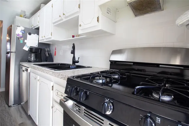 $125,000 | 5530 80th Street North, Unit C201, St. Petersburg, FL 33709