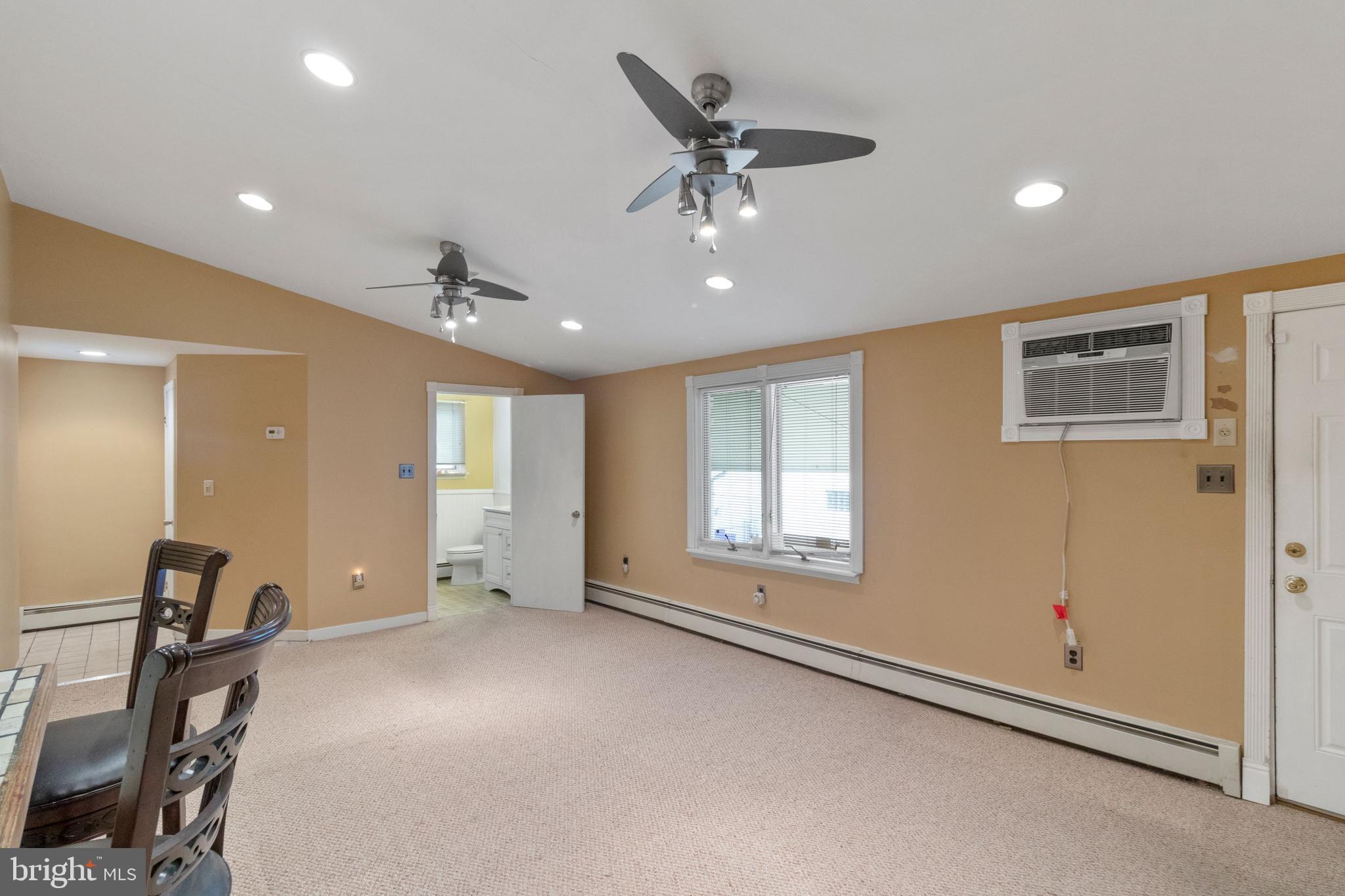 696 Spring Street Bristol, PA 19007 - Photo 15 of 41 Gallery Image 15