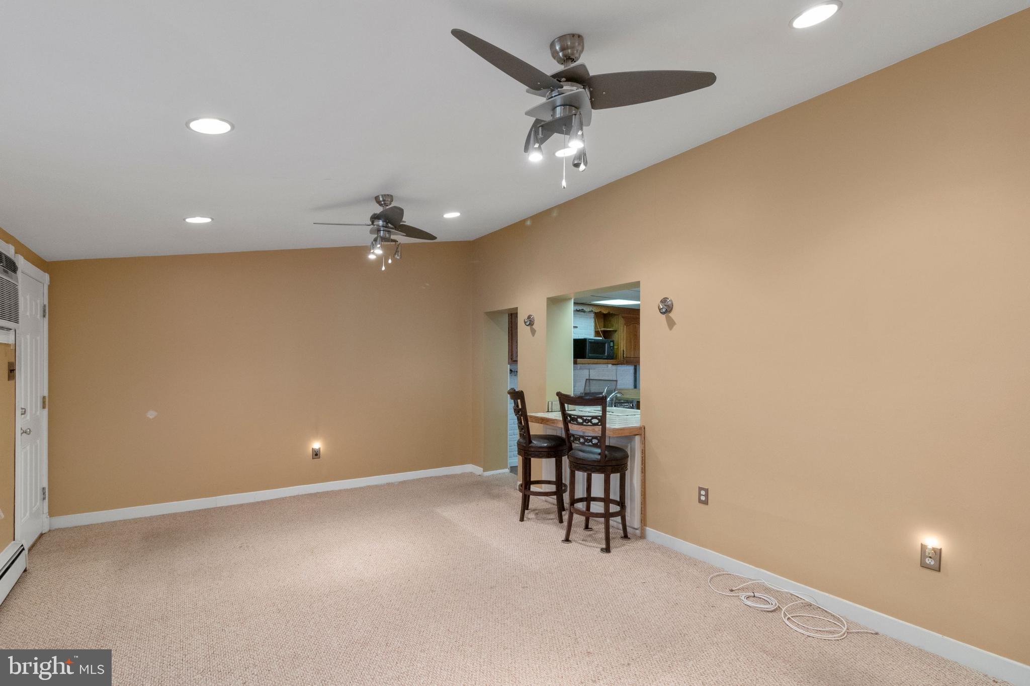 696 Spring Street Bristol, PA 19007 - Photo 17 of 41 Gallery Image 17