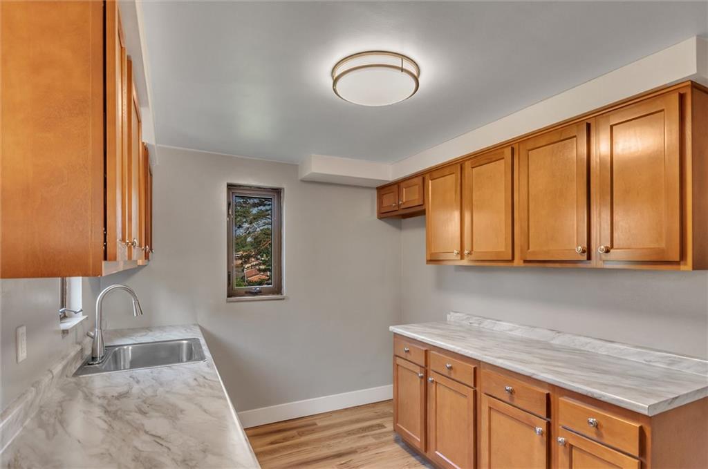 5156 McAnulty Road Baldwin, PA 15236 - Photo 7 of 21 Gallery Image 7