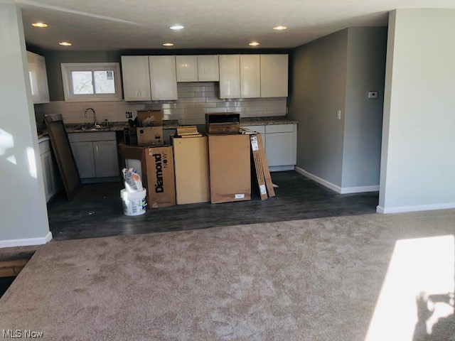 6453 North Spring Street Ravenna, OH 44266 - Photo 2 of 15 Open Concept kitchen and living room