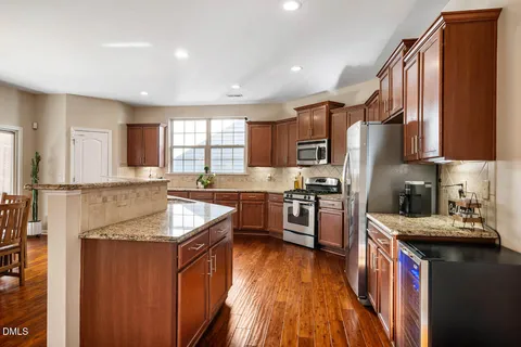 $699,000 | 5509 Moneta Lane, Apex, NC 27539