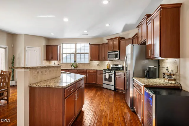 $725,000 | 5509 Moneta Lane, Apex, NC 27539