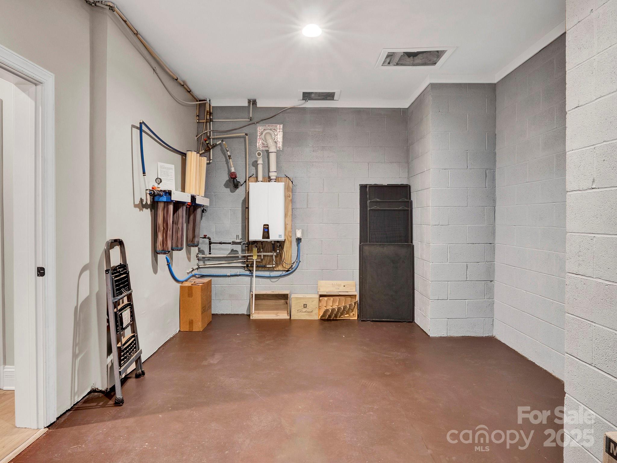 225 Riverton Road Weddington, NC 28104 - Photo 36 of 41 a view of a room with gym equipment