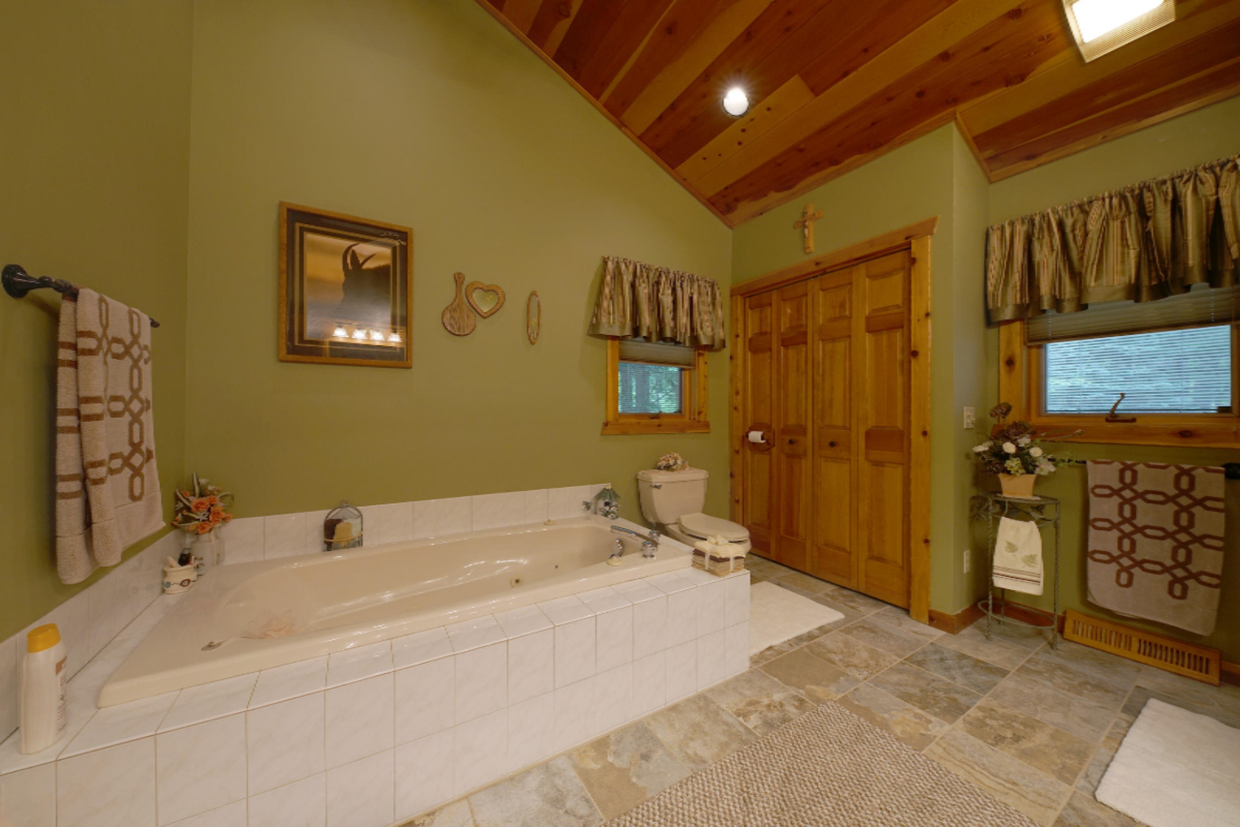 27 North Buys Road Muskegon, MI 49445 - Photo 43 of 74 Master Bathroom