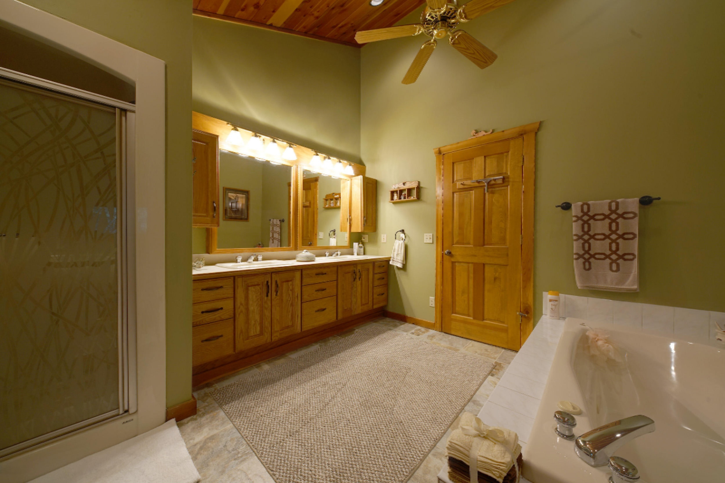 27 North Buys Road Muskegon, MI 49445 - Photo 44 of 74 Master Bathroom (2)