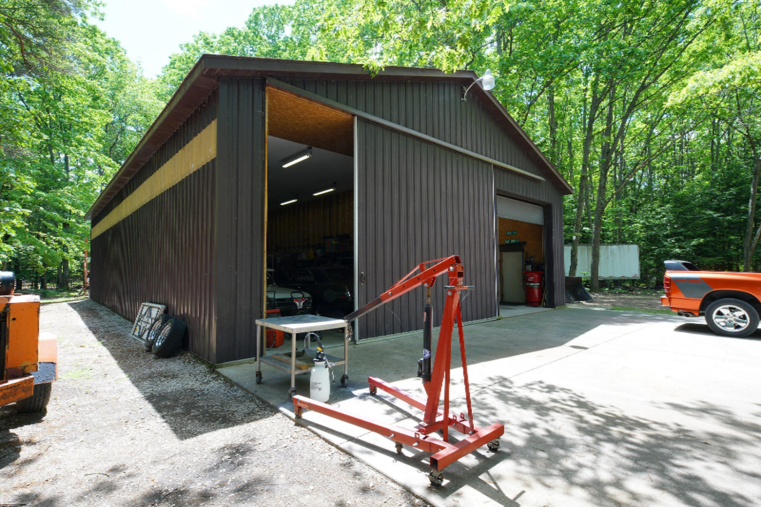 27 North Buys Road Muskegon, MI 49445 - Photo 72 of 74 Mechanic Garage (2)