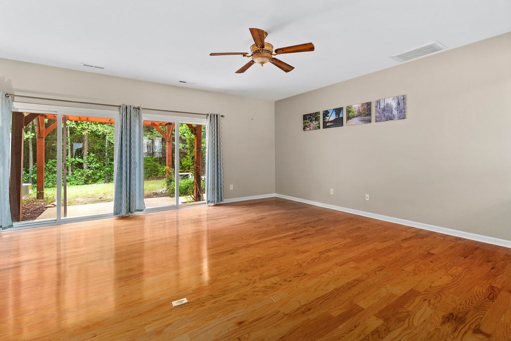 8209 Clasara Circle Raleigh, NC 27613 - Photo 9 of 27 Living