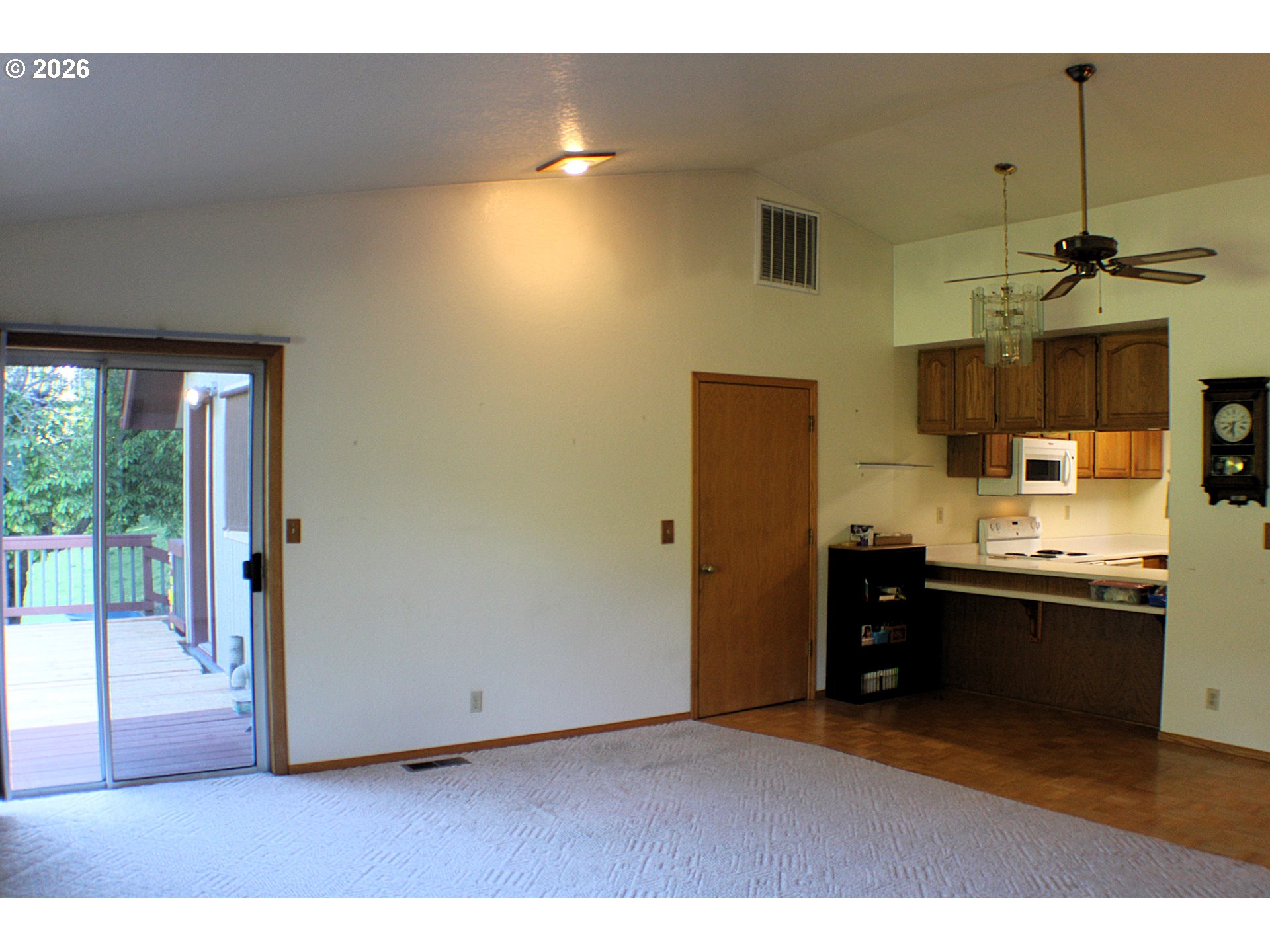 7503 North Myrtle Road Myrtle Creek, OR 97457 - Photo 13 of 48