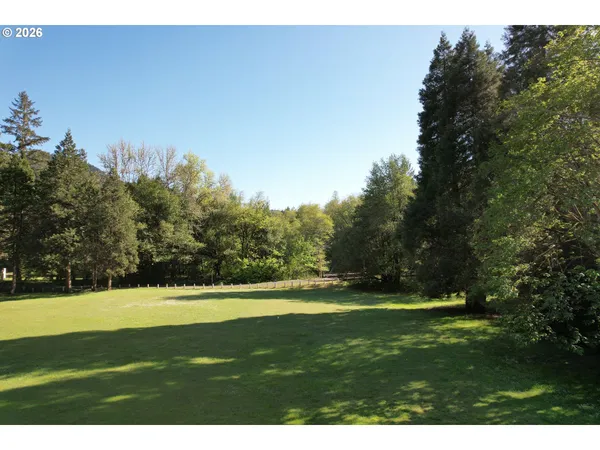$599,000 | 7503 North Myrtle Road, Myrtle Creek, OR 97457