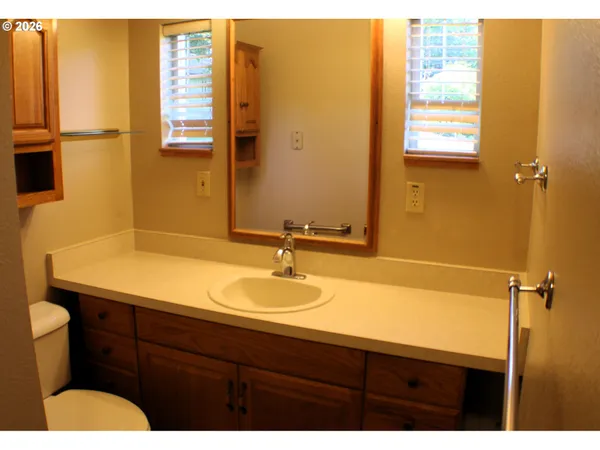 $599,000 | 7503 North Myrtle Road, Myrtle Creek, OR 97457
