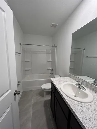 $2,200 | 16620 Grotto Steam Place, Wimauma, FL 33598