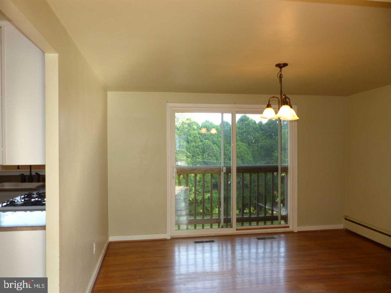 433 Edgehill Road York, PA 17403 - Photo 11 of 23