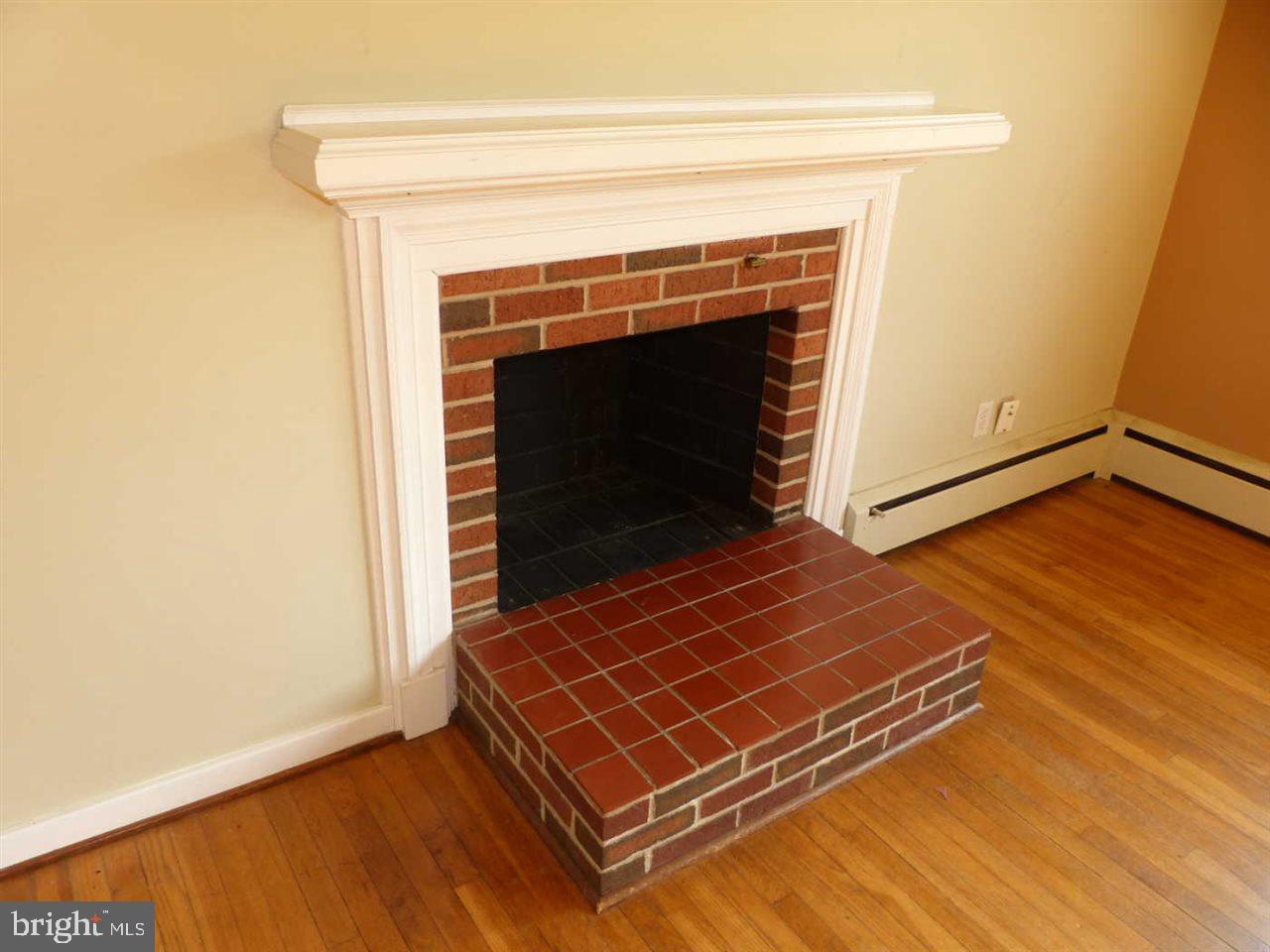 433 Edgehill Road York, PA 17403 - Photo 9 of 23