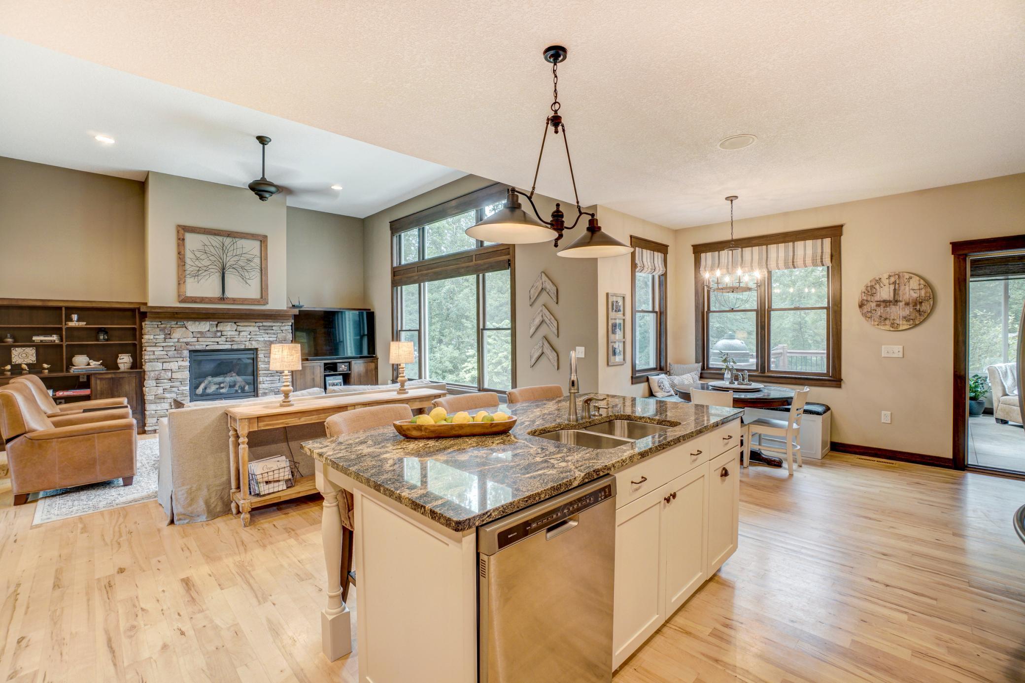 639 Hillary Farm Road Hudson, WI 54016 - Photo 5 of 22 Gallery Image 5