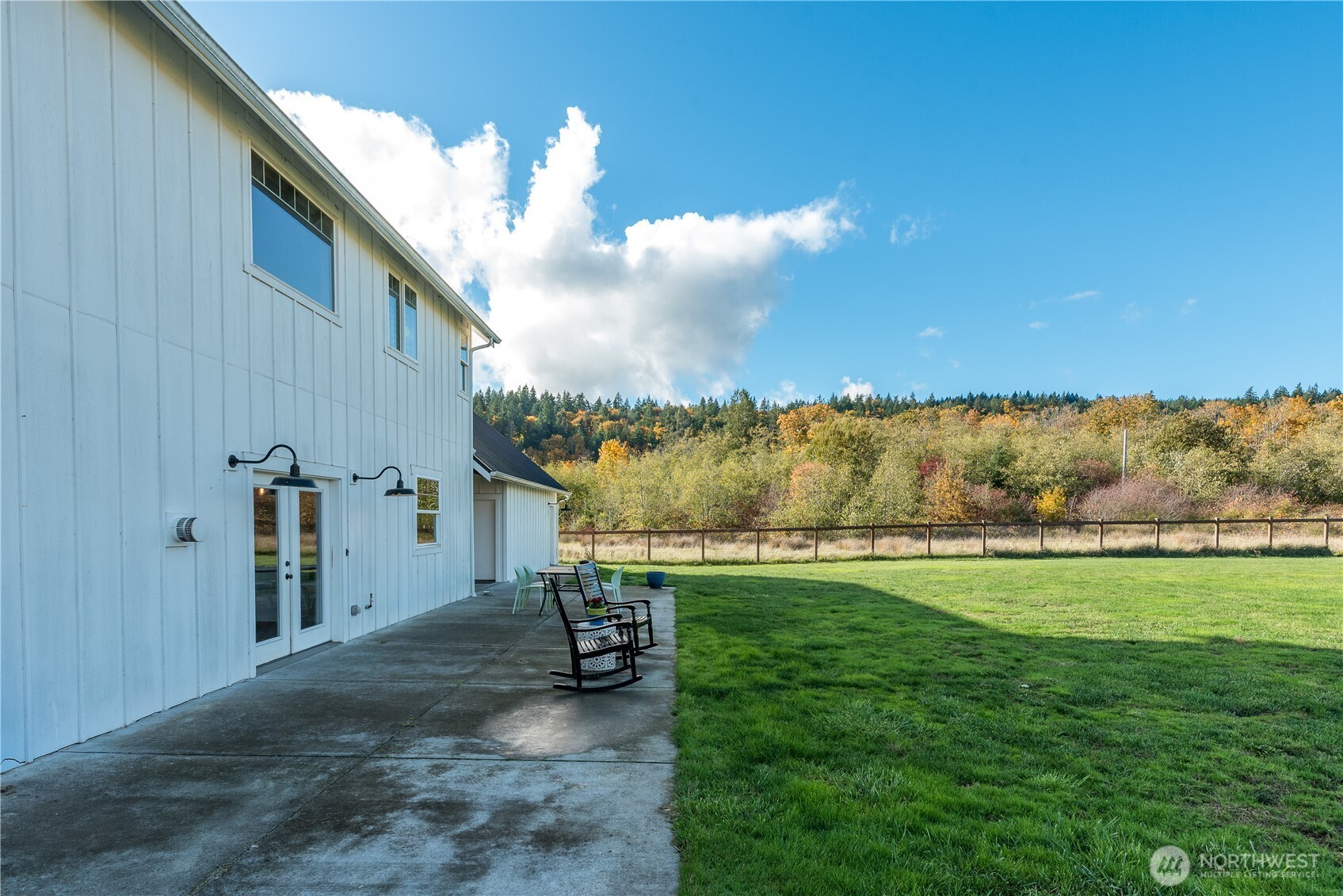 157 Russell Road Camano Island, WA 98282 - Photo 35 of 38 a view of a outdoor space