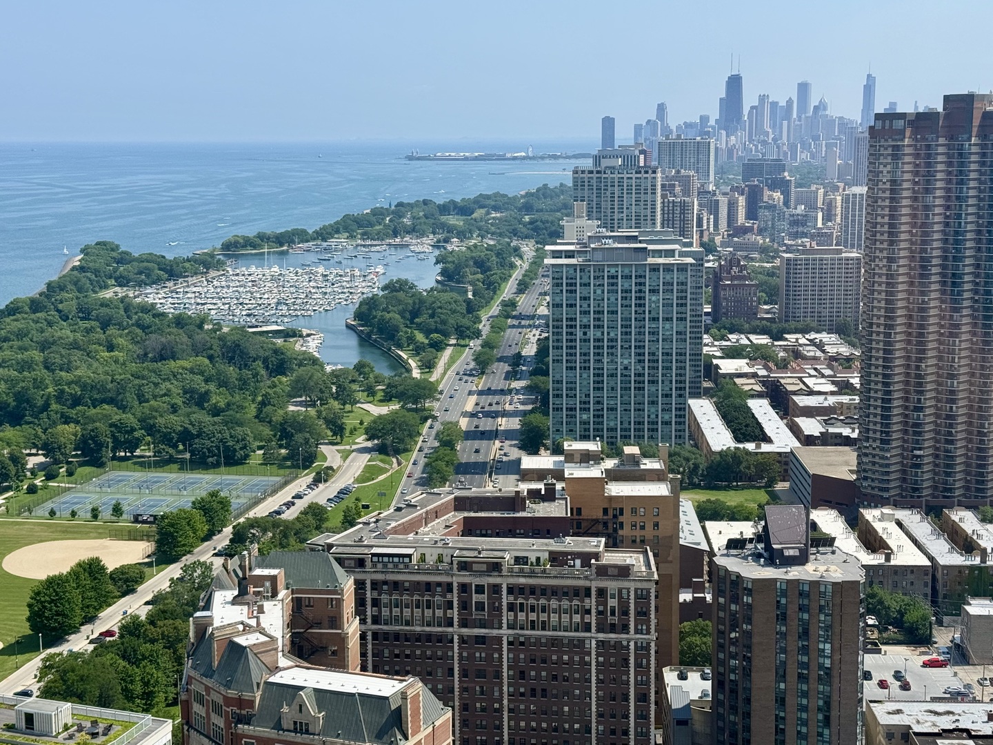 655 West Irving Park Road, Unit 4907 Chicago, IL 60613 - Photo 13 of 21