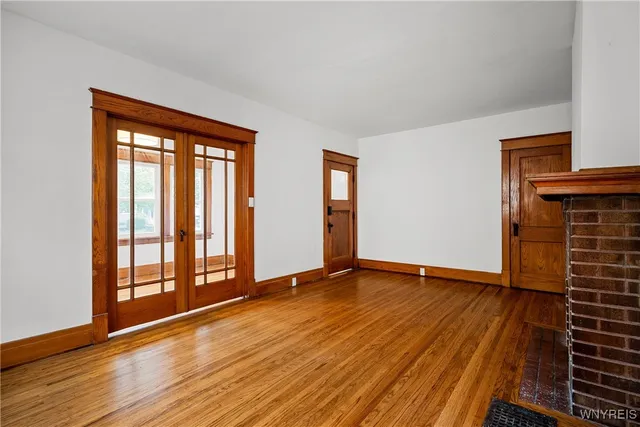 $329,000 | 33 Harding Road, Buffalo, NY 14220