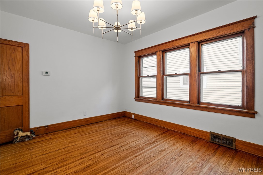 33 Harding Road Buffalo, NY 14220 - Photo 15 of 49