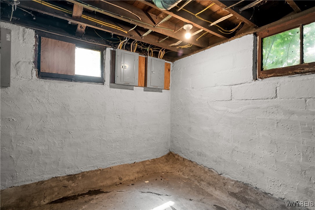 33 Harding Road Buffalo, NY 14220 - Photo 37 of 49