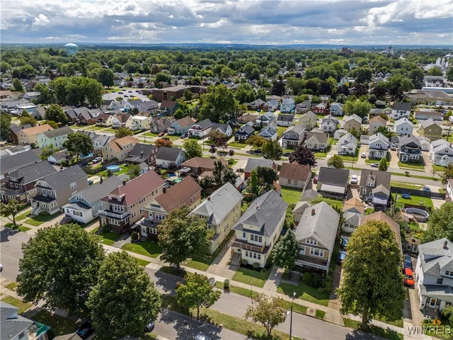 $329,000 | 33 Harding Road, Buffalo, NY 14220