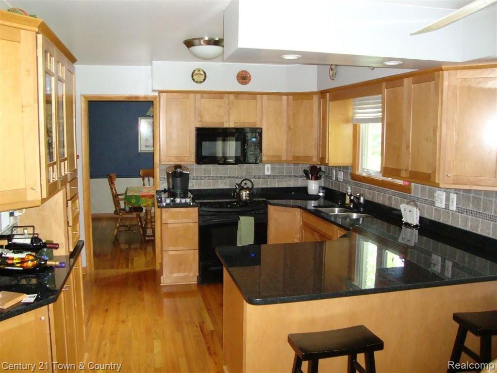781 Cobblestone Drive Rochester, MI 48309 - Photo 14 of 47 DSC01067.JPG