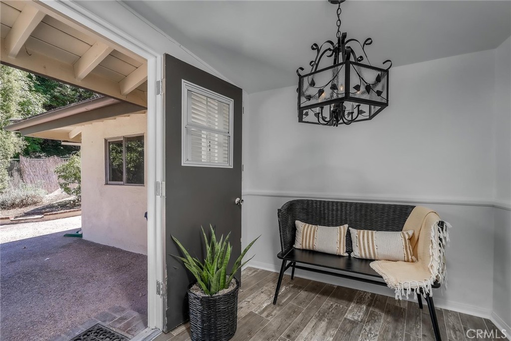 5203 Middlecrest Road Rancho Palos Verdes, CA 90275 - Photo 12 of 28 a living room with furniture