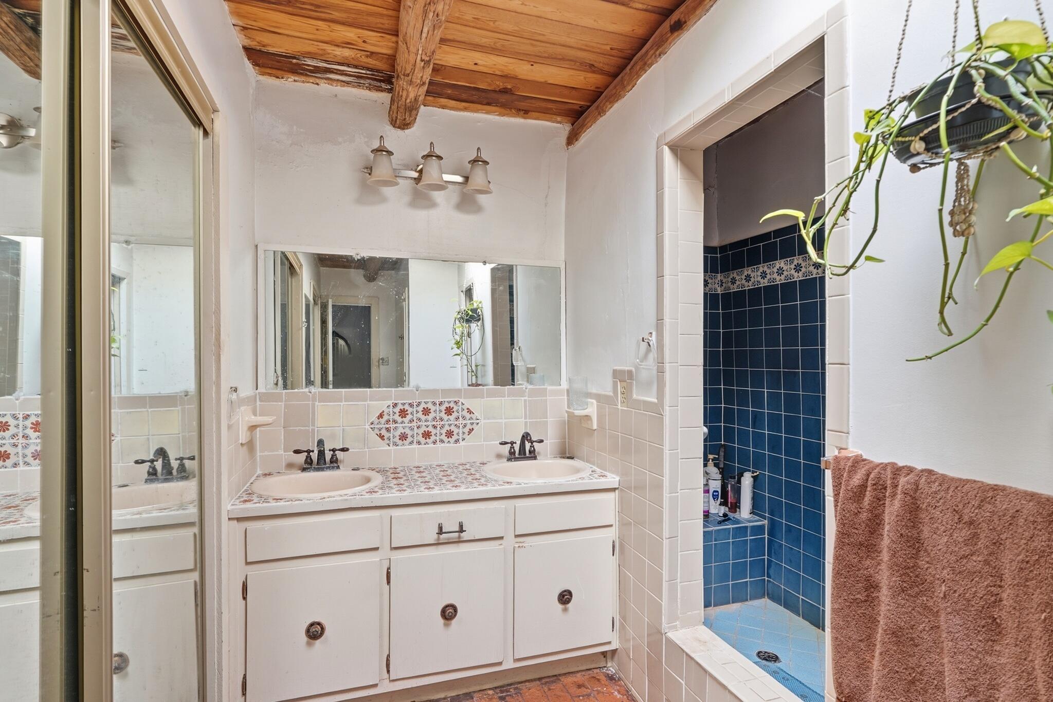 150 Reed Lane Corrales, NM 87048 - Photo 7 of 29 Gallery Image 7