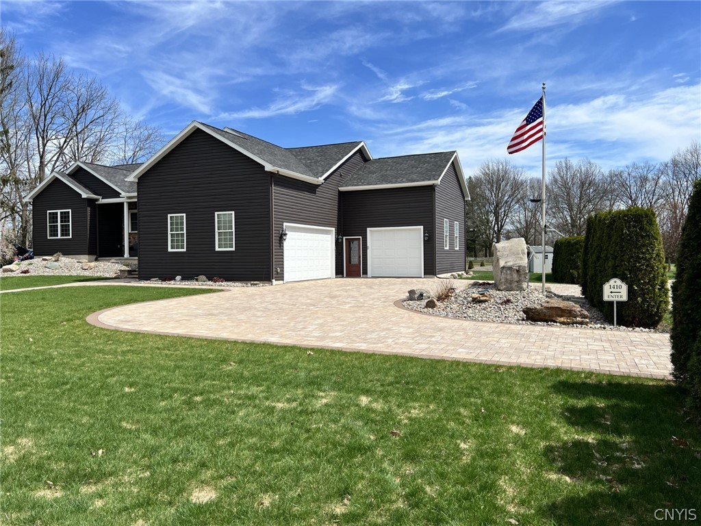 1410 Allen Road Clay, NY 13212 - Photo 2 of 39