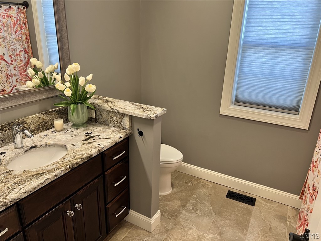 1410 Allen Road Clay, NY 13212 - Photo 21 of 39