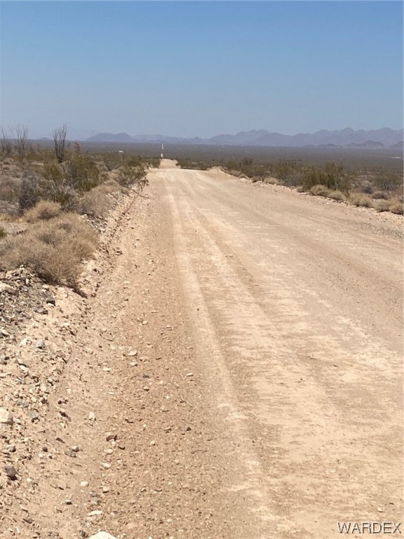 2102 South Wild Bill Road Yucca, AZ 86438 - Photo 6 of 14