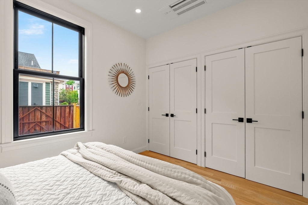 27 Shepard Street, Unit 5 Boston, MA 02135 - Photo 15 of 33