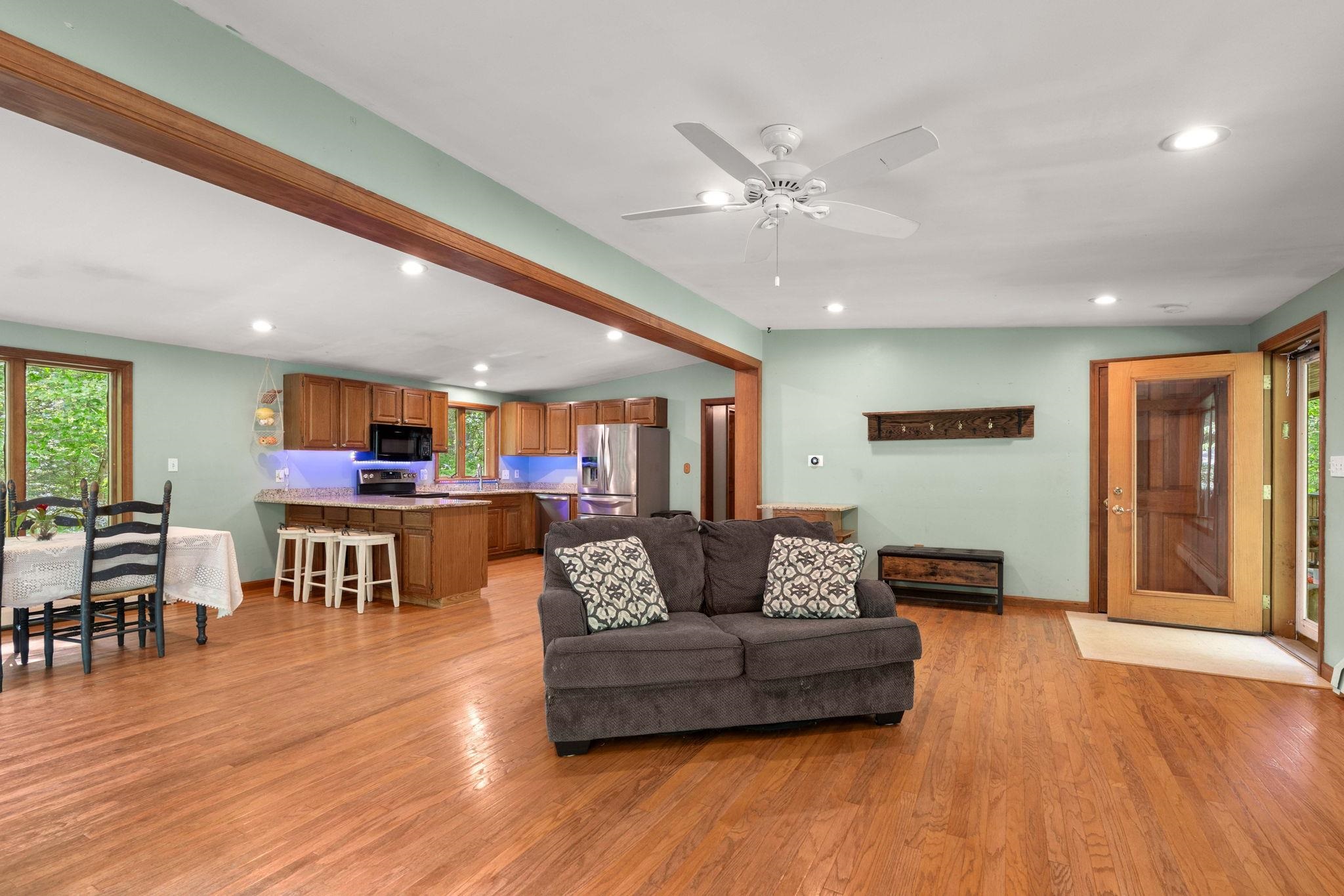540 Main Street Sandown, NH 03873 - Photo 21 of 49
