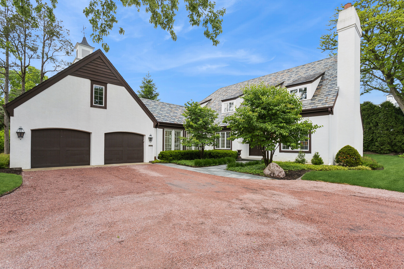 401 Burr Ridge Club Burr Ridge, IL 60527 - Photo 1 of 34 Gallery Image 1