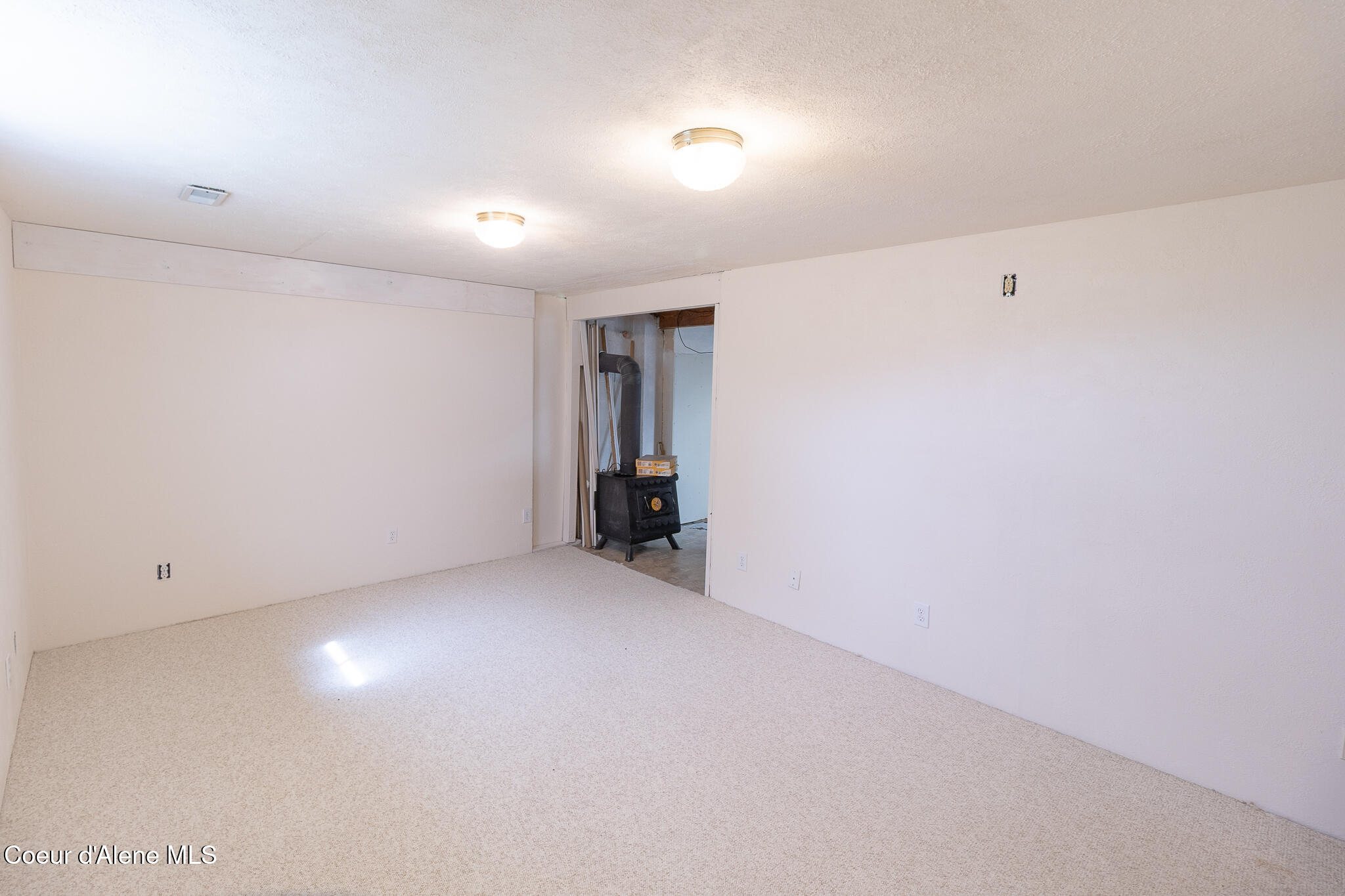 640 Renlow Road Plummer, ID 83851 - Photo 30 of 48 family room