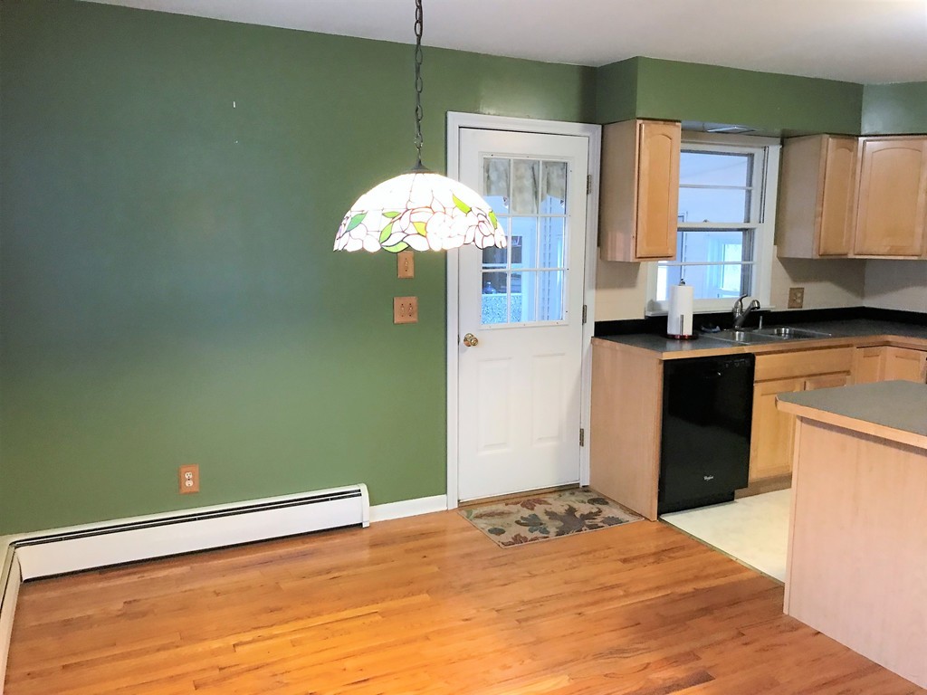 43 Farquhar Road Sturbridge, MA 01566 - Photo 12 of 30 Gallery Image 12