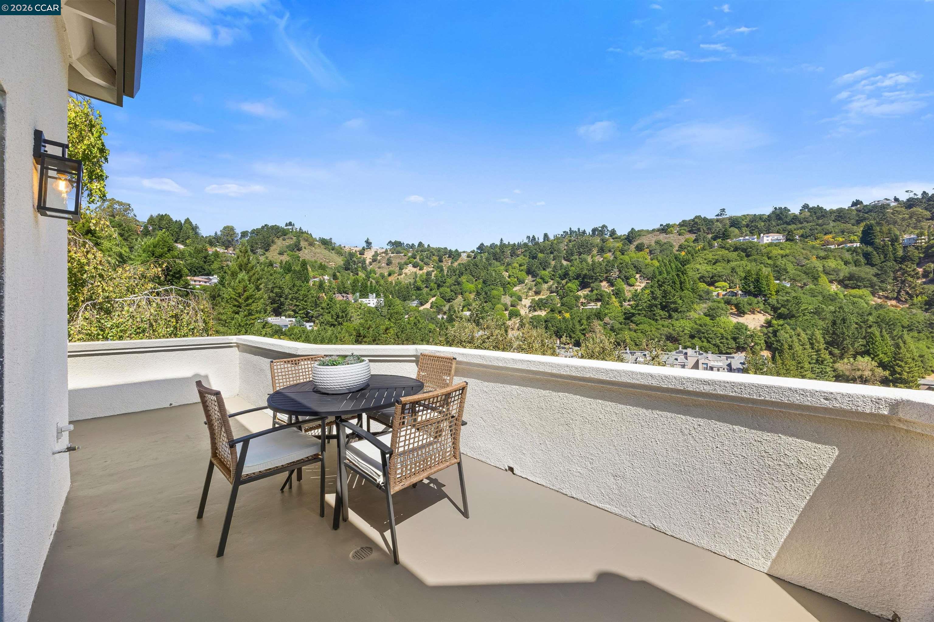 6900 Charing Cross Road Berkeley, CA 94705 - Photo 30 of 94 Gallery Image 30