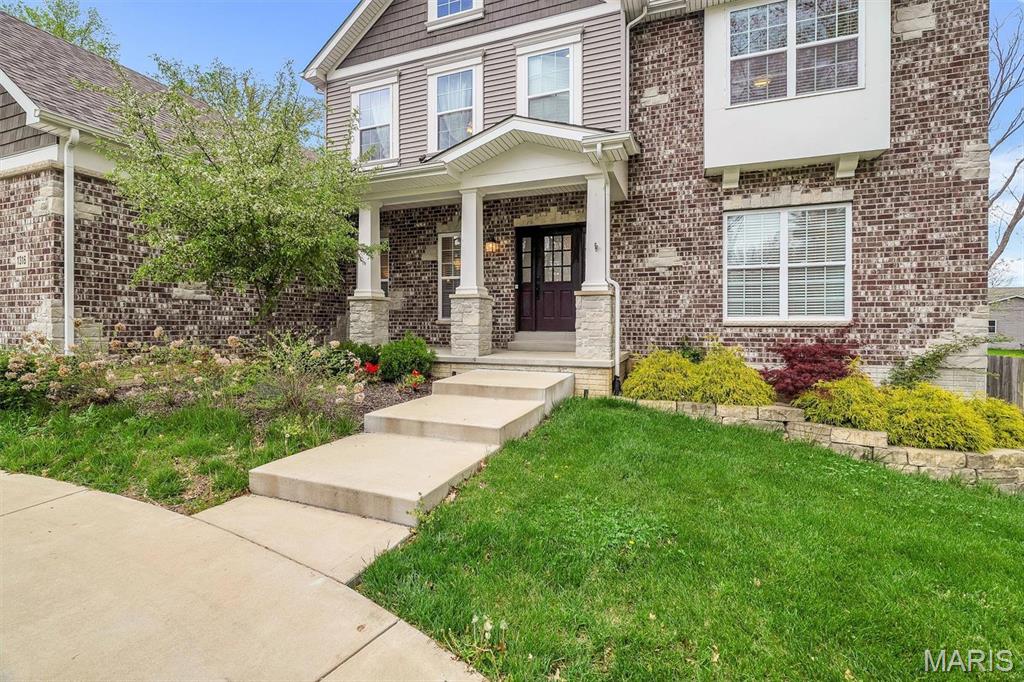 1316 Bopp Road St. Louis, MO 63131 - Photo 5 of 58 Gallery Image 5