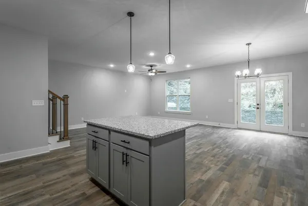 $2,300 | 650 Ladd Avenue, Chattanooga, TN 37405