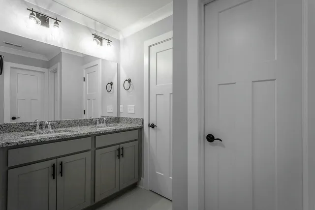 $2,300 | 650 Ladd Avenue, Chattanooga, TN 37405