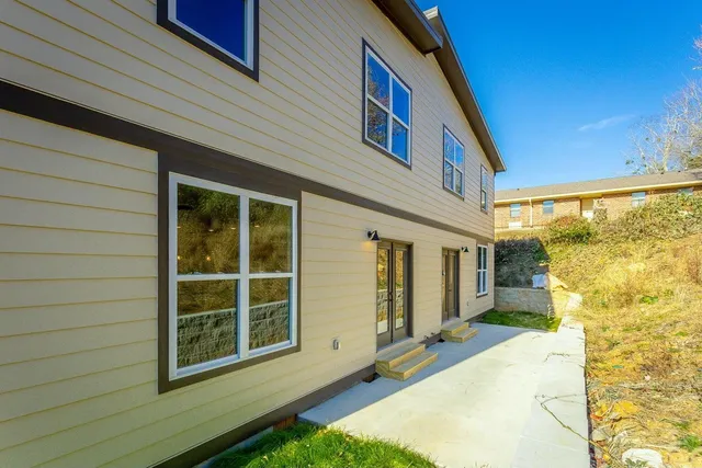 $2,300 | 650 Ladd Avenue, Chattanooga, TN 37405