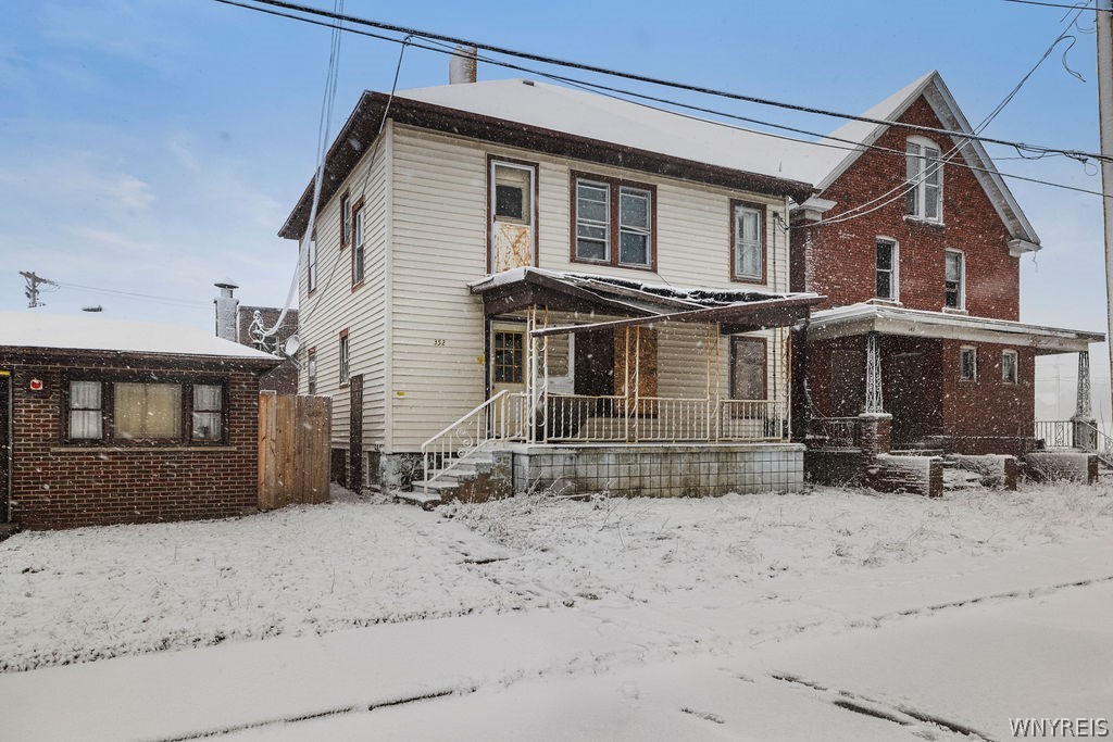 352 9th Street Niagara Falls, NY 14303 - Photo 1 of 27
