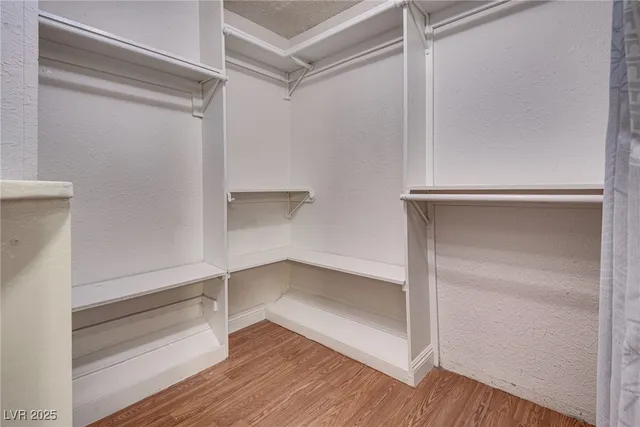 $1,930 | 800 Slayton Drive, Las Vegas, NV 89107