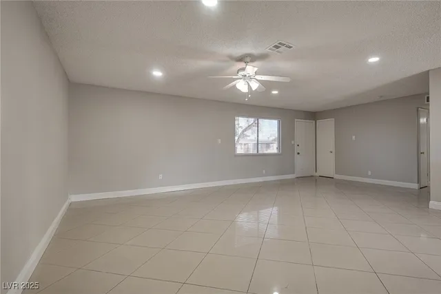 $1,930 | 800 Slayton Drive, Las Vegas, NV 89107