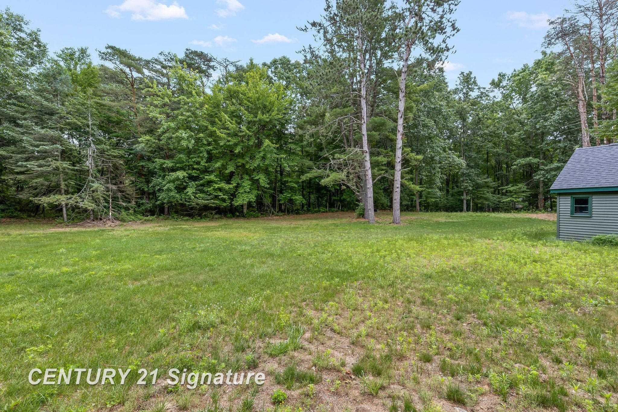 537 South Woodcock Road Midland, MI 48640 - Photo 8 of 35