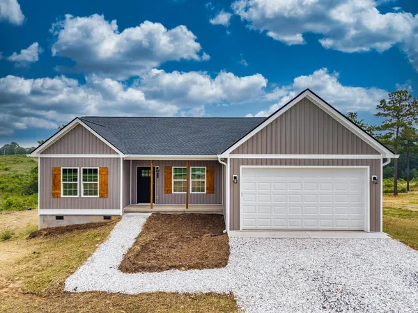 $358,900 | 6 Fox Hall Drive, Amherst, VA 24521