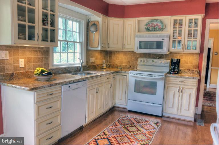 17 Brice Road Annapolis, MD 21409 - Photo 18 of 30 Kitchen