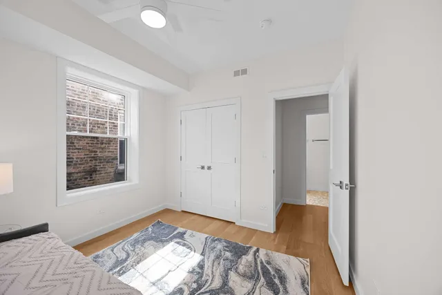 $1,350,000 | 4437 North Whipple Street, Chicago, IL 60625