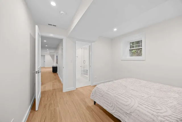 $1,350,000 | 4437 North Whipple Street, Chicago, IL 60625